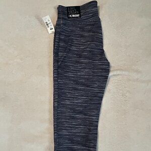 Aeropostale Live Love Dream Grey Yoga Crop Leggings Size Medium
